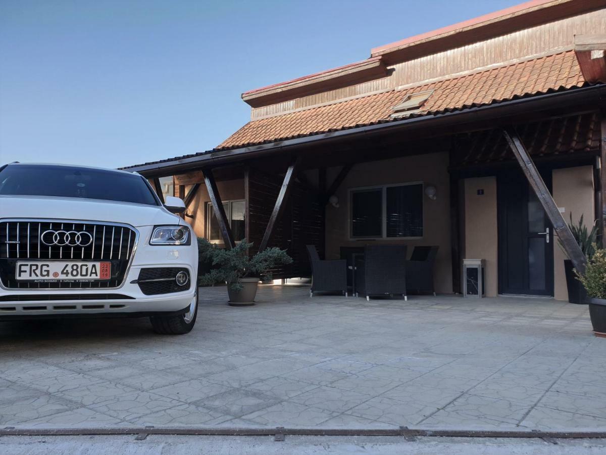Irina Apartments Temesvár Kültér fotó